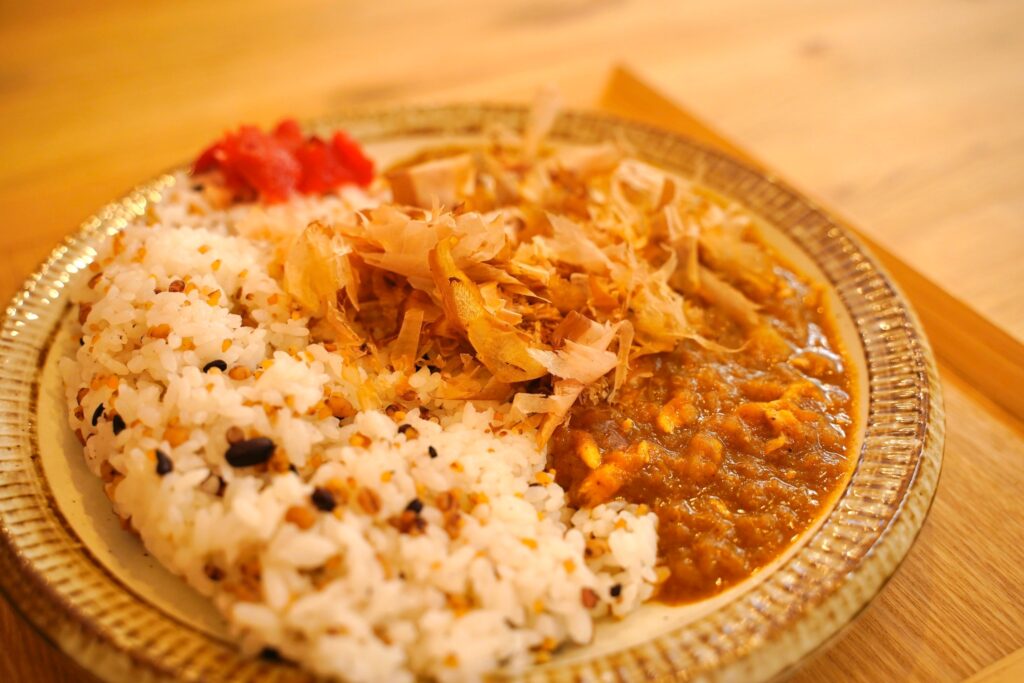 カレーだしっ！チキンにこみ・花かつお２