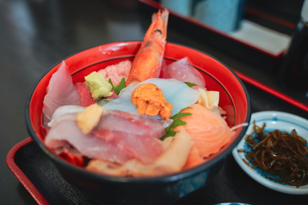 おさしみ屋　網元伊豆　海鮮丼　アップ