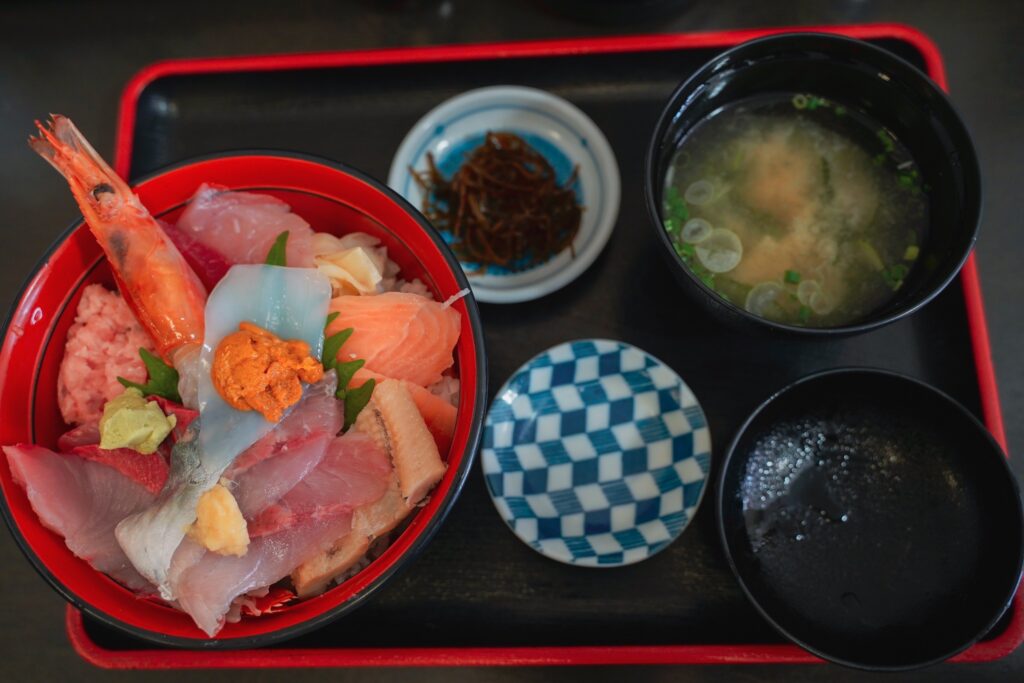 おさしみ屋　網元伊豆　海鮮丼