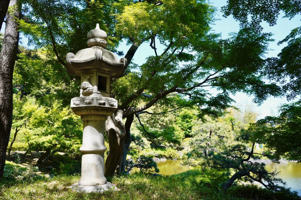 松濤園　灯篭