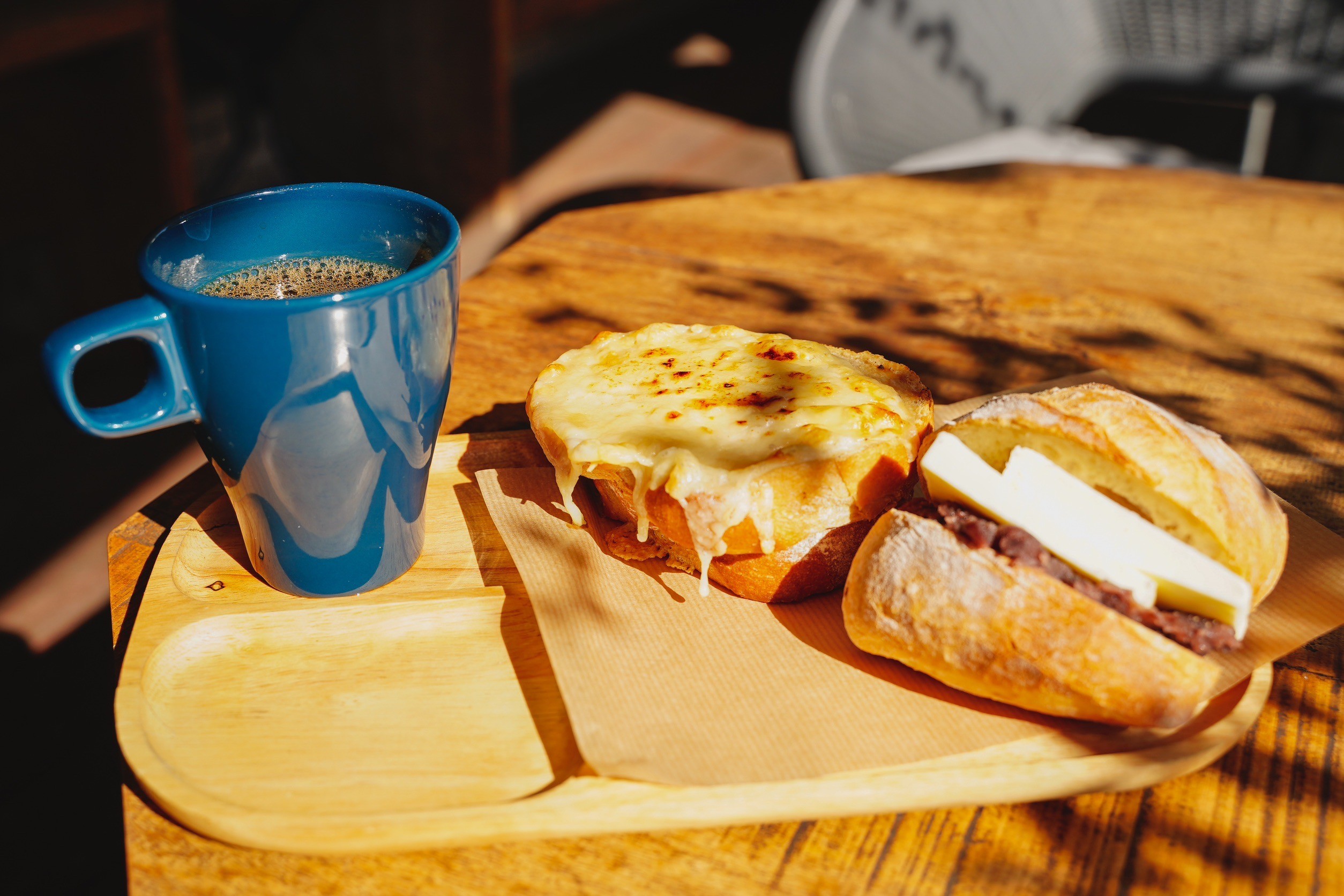 トーチドットベーカリー】で優雅な朝食を。カフェのようにオシャレなパン屋さん