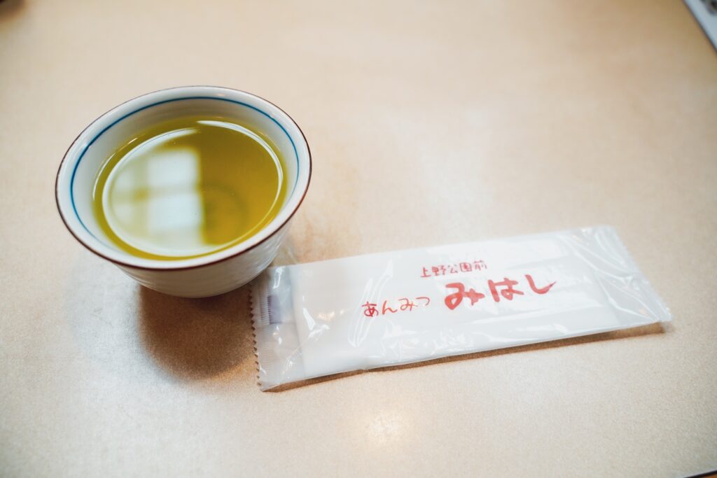 みはし　お茶のサービス