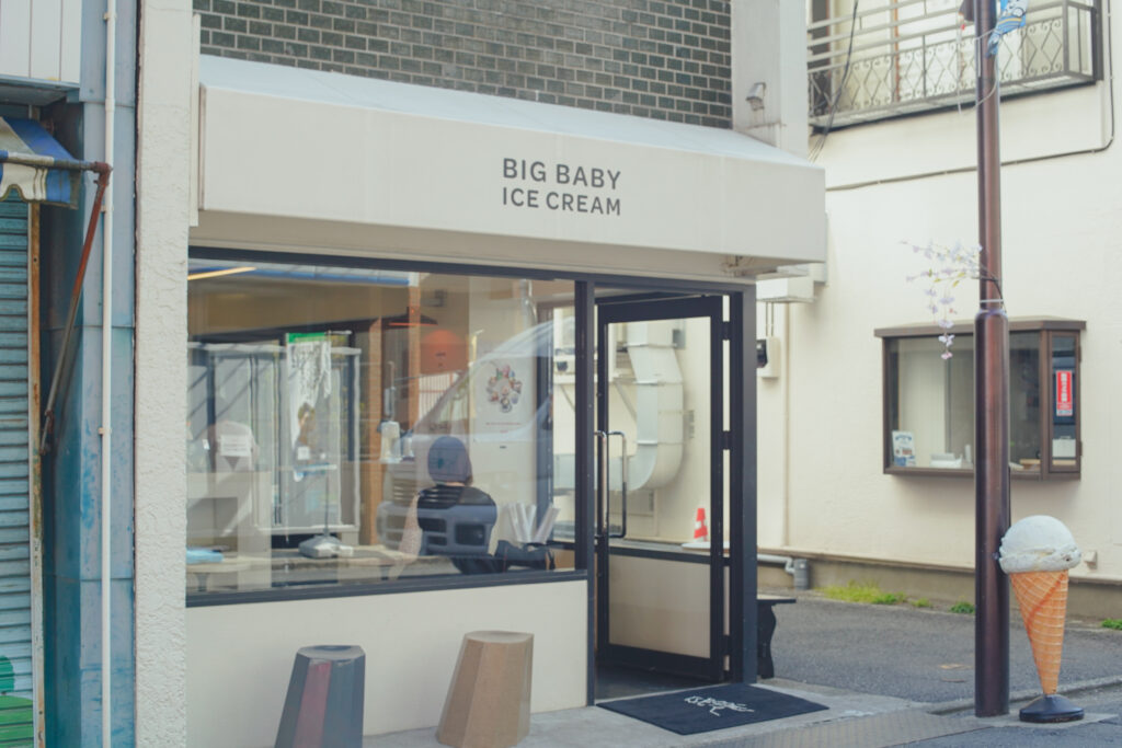 BIG BABY ICE CREAM　店舗外観