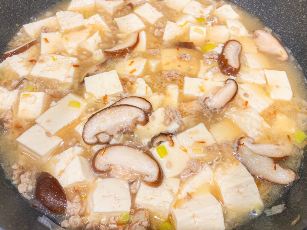 塩麻婆豆腐 ひと煮立ち