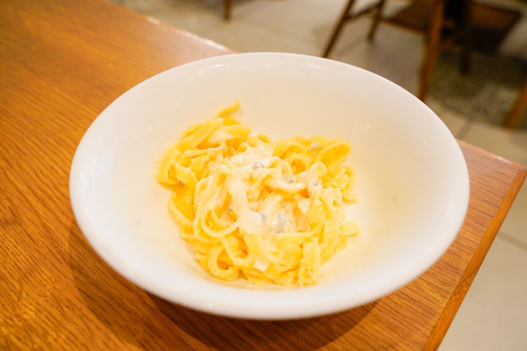 ヒルトン東京ベイ　フォレストガーデン　パスタ