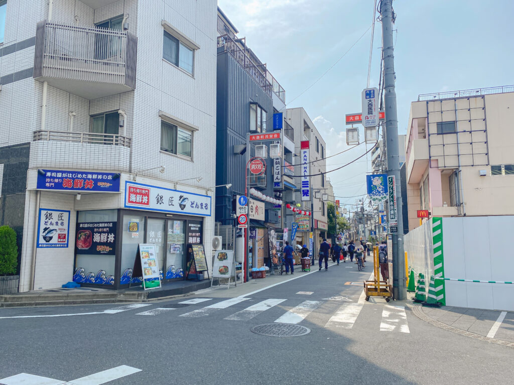 大森町駅出てすぐの景色