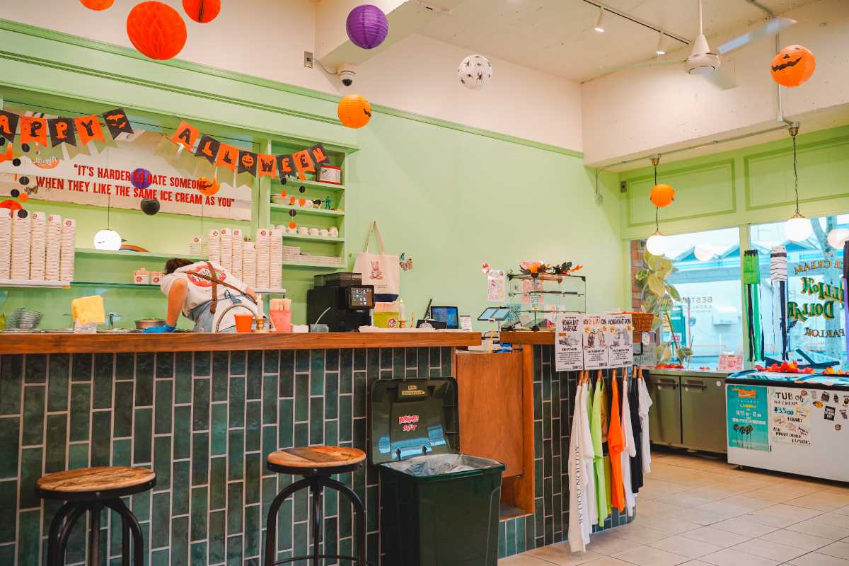 ミリオンダラーアイスクリームパーラー 店内2