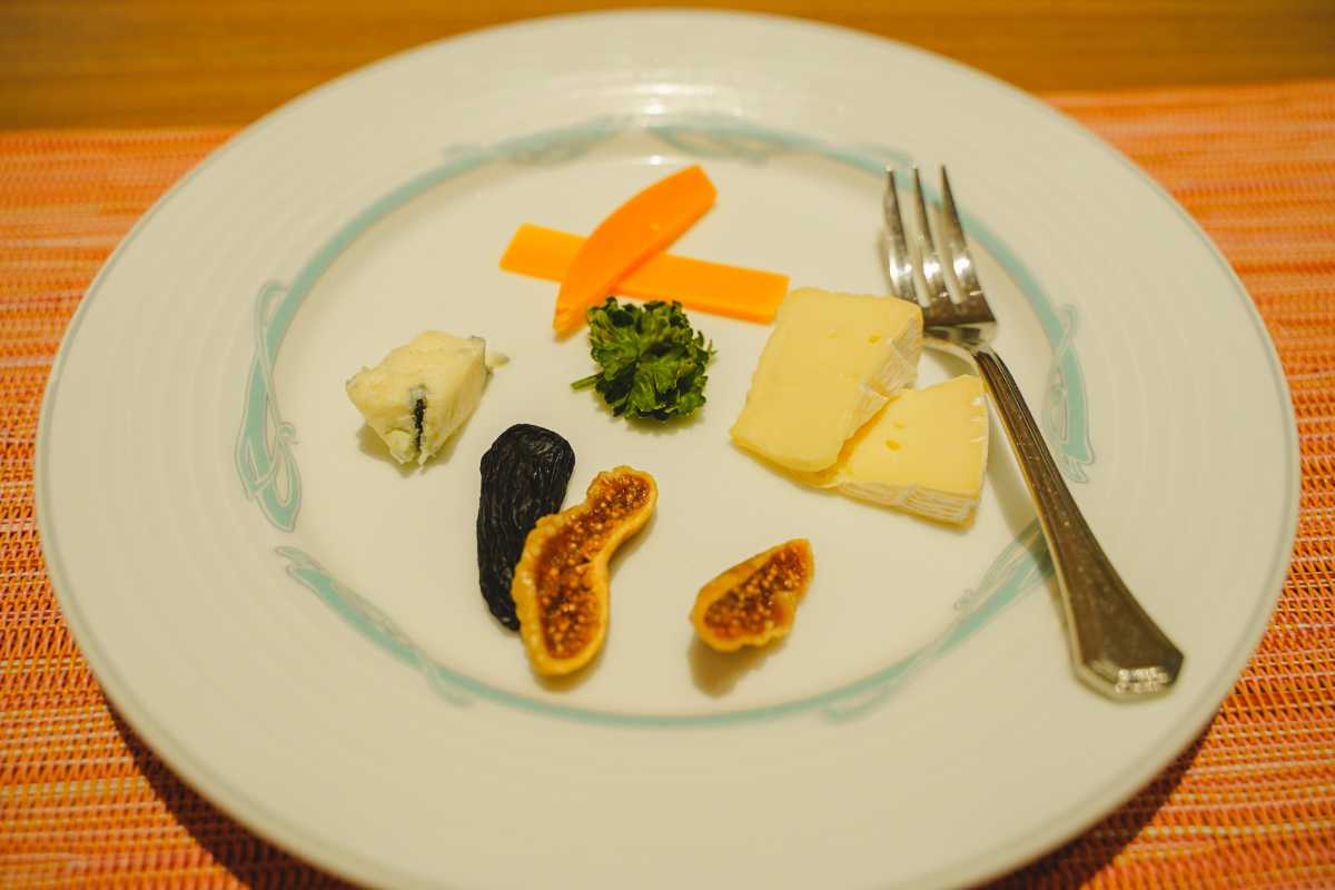 ラビスタ横須賀観音崎テラス　チーズの盛り合わせ