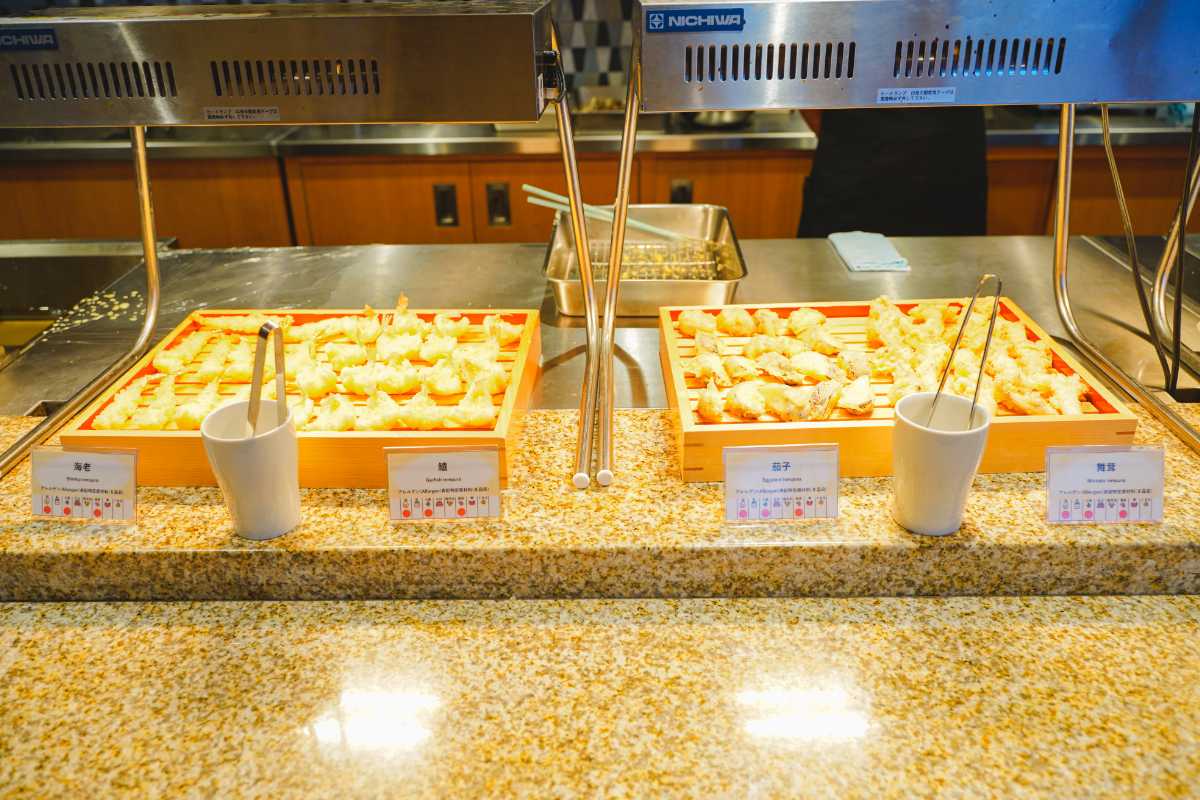 ラビスタ横須賀観音崎テラス　朝食ビュッフェ　天ぷら