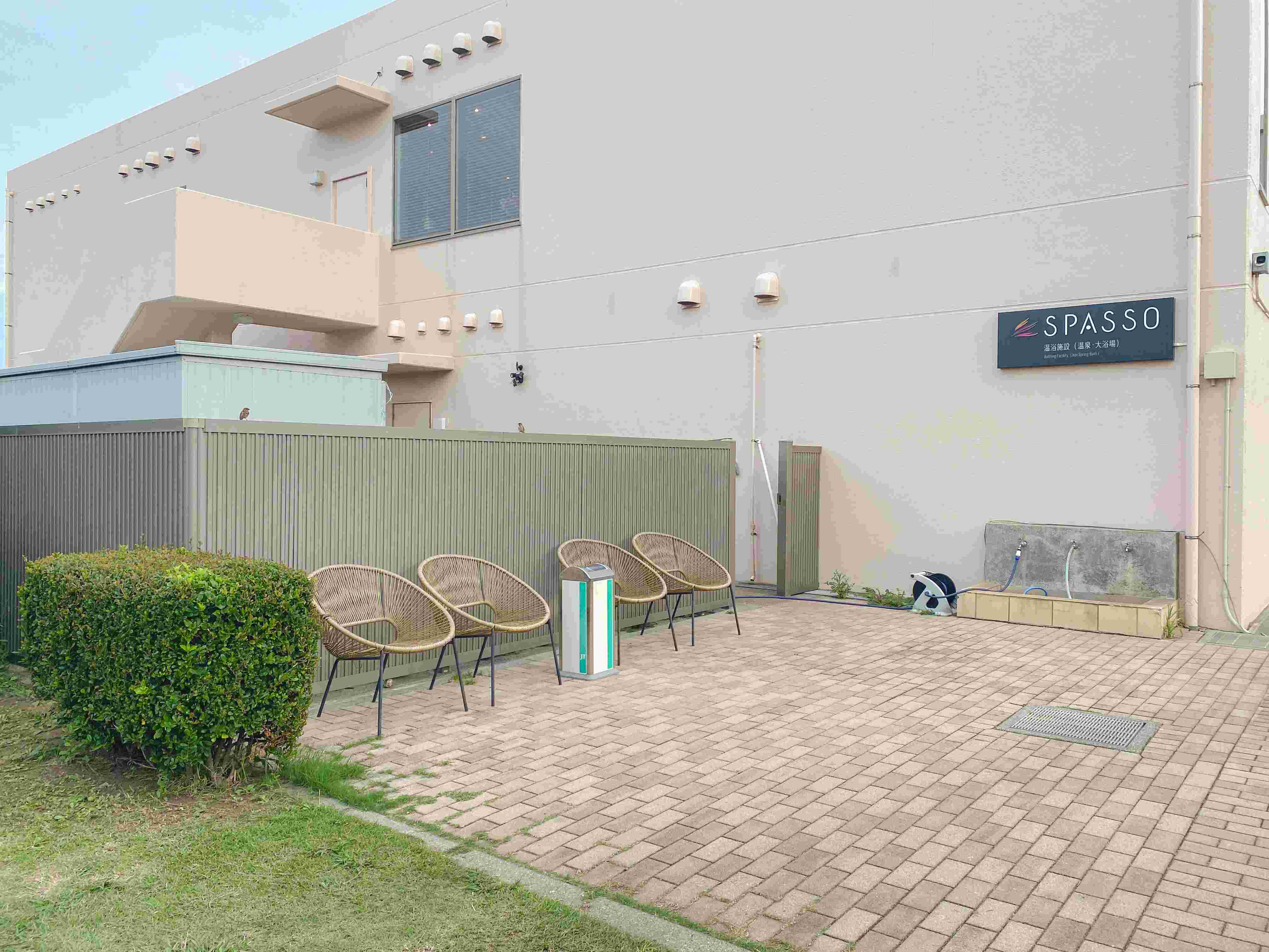 ラビスタ横須賀観音崎テラス　喫煙所　スパッソ入口