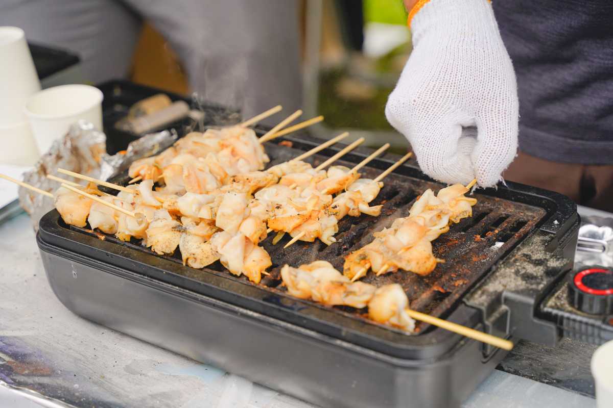 OTAふれあいフェスタ　バイ貝の串焼き