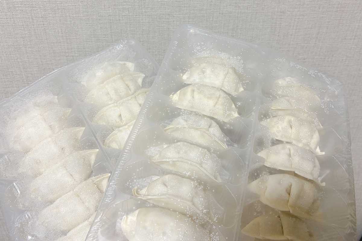 ふくちぁん餃子　中のパッキング