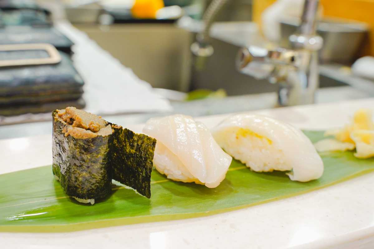 根室花まる 立ち食い寿司 寿司2