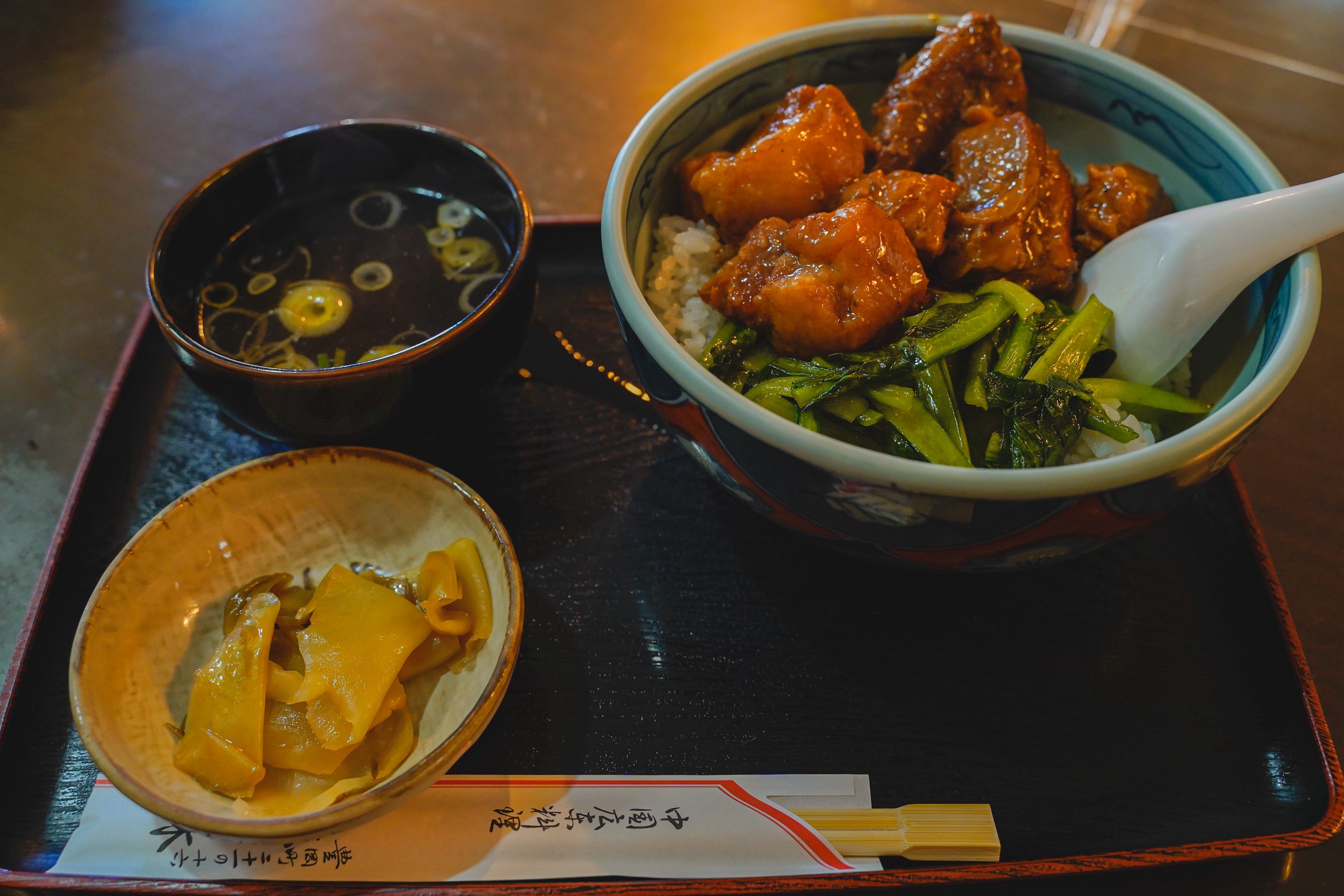 桃林　牛バラご飯