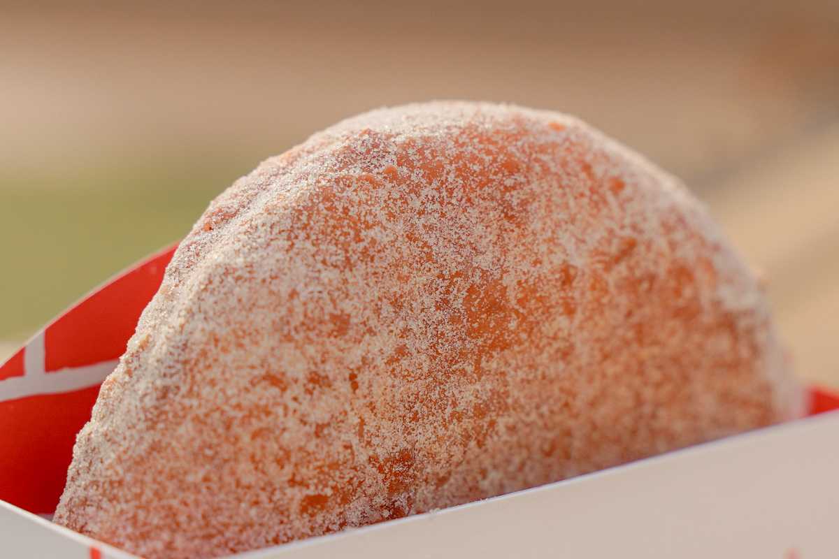 パティスリーストラスブール 生どーなつ 生地アップ