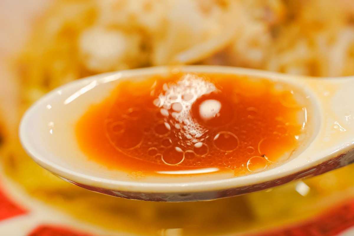 厚切り焼豚のバミ郎そば　スープ