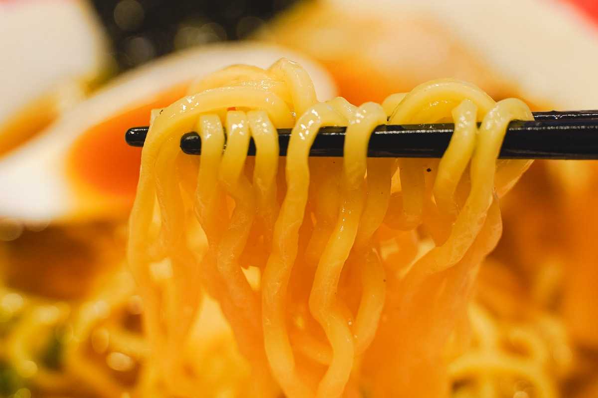 バーミヤンラーメンの麺