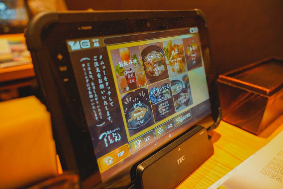 つるとんたん　ソラマチ　タブレット
