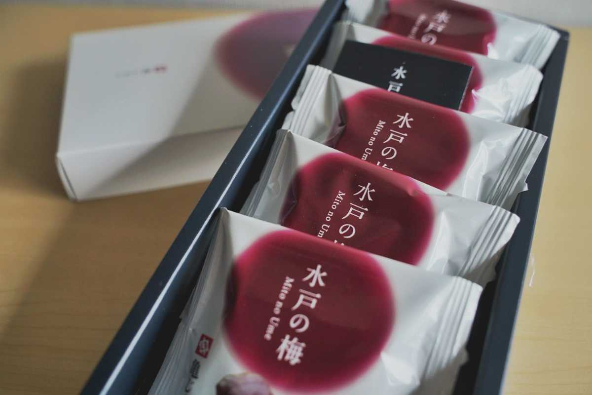 水戸の梅 箱を開けたところ