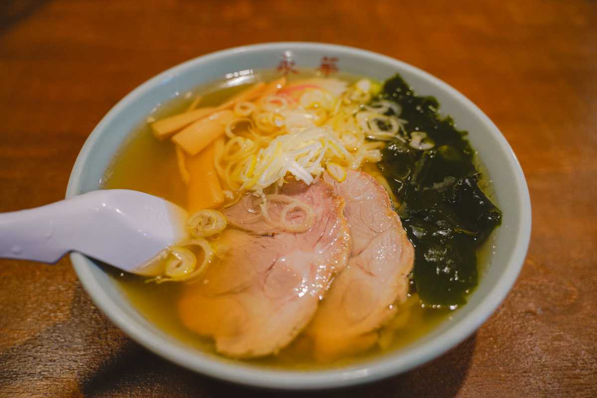 永華佐野店 ラーメン並