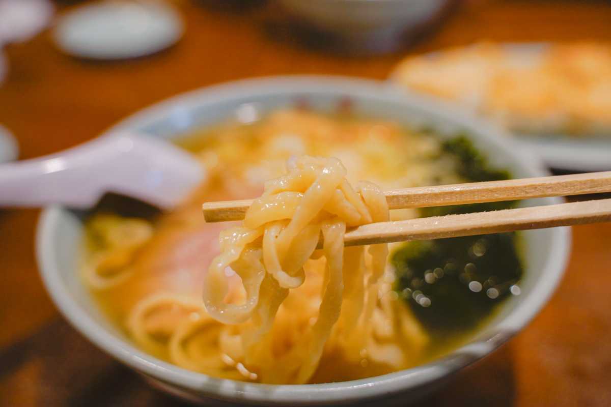 永華佐野店 青竹手打ちの自家製麺